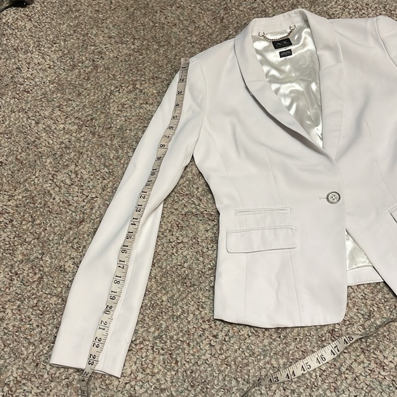 Armani single button blazer in new condition - Picture 8 of 11